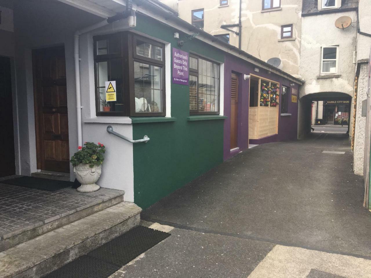 Dalys Accommodation Kilkenny Ngoại thất bức ảnh